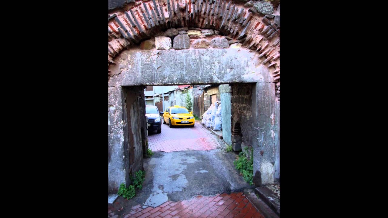 Fener Rum Patrikhanesi ve Balat (HD)