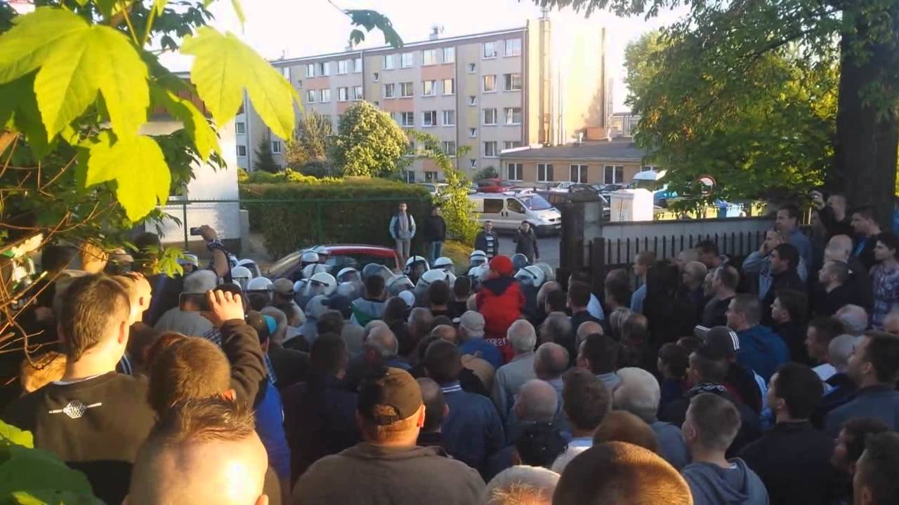 Zachowanie policji po meczu derbowym JKS Jarosław 1-0 Polonia Przemyśl