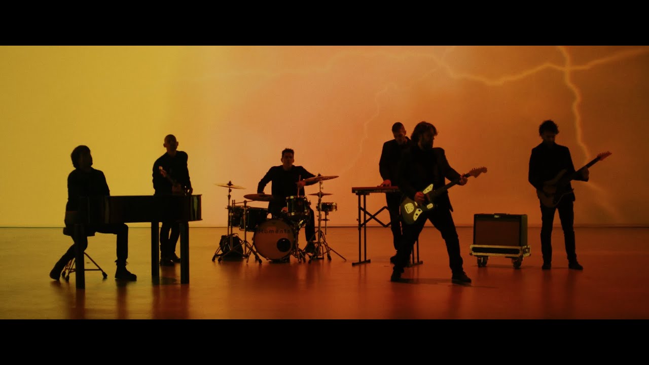 Manu Guix - Moments (Videoclip Oficial)