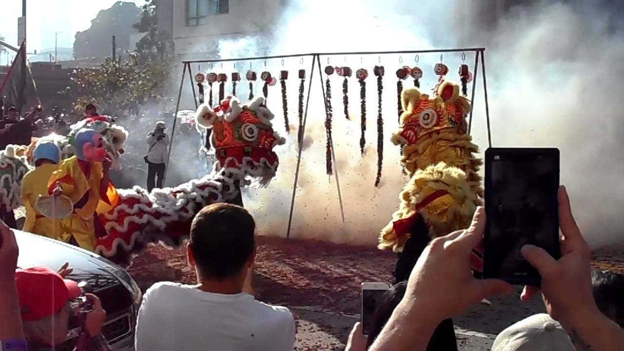 Chinatown Golden Dragon Parade 2016 - Firecrackers
