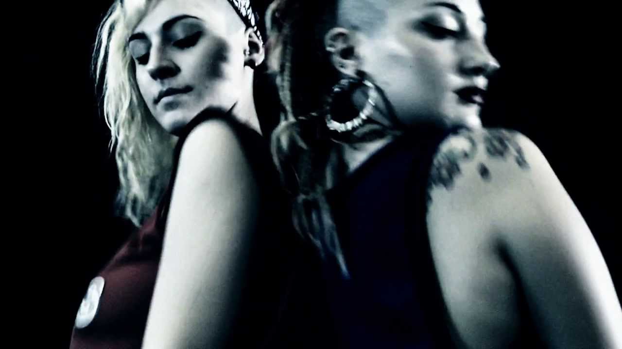 ANIMALI SENZA RAZZA - FIGLI DI NESSUNO Official Video