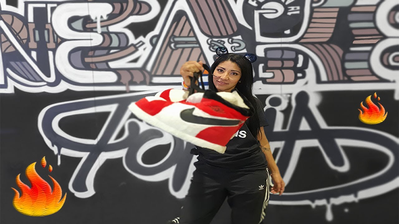 SNEAKERTOPIA // FESTIVAL URBANO TENIS + ARTE