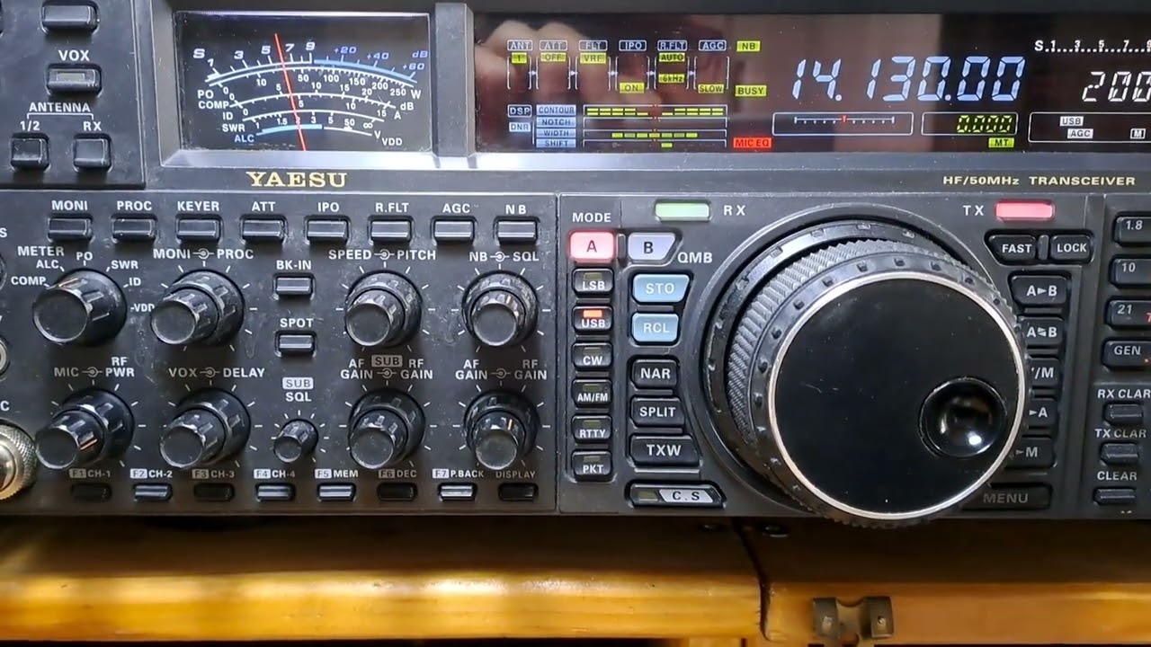 2024 01 18 Yaesu FT 2000 vs Kenwood TS 140