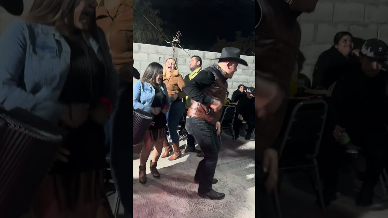 El vals del billete.. con monedas de $10💃 fiesta en Torreón, Coah 