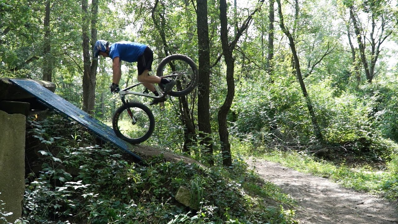 Обзор вилки Fatbike от Manitou Mastodon с Пэтом Смейджем