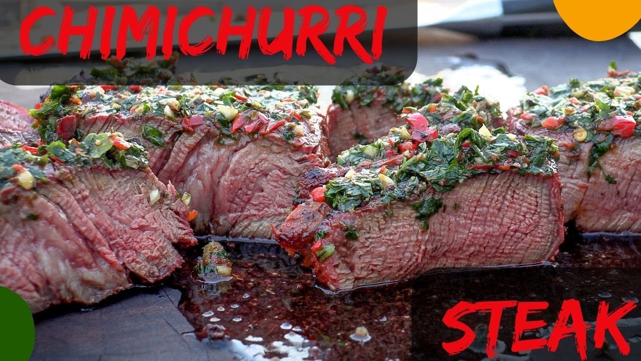 Ужин со стейком филе-миньон чимичурри [приготовленным на угольном гриле PK 360]