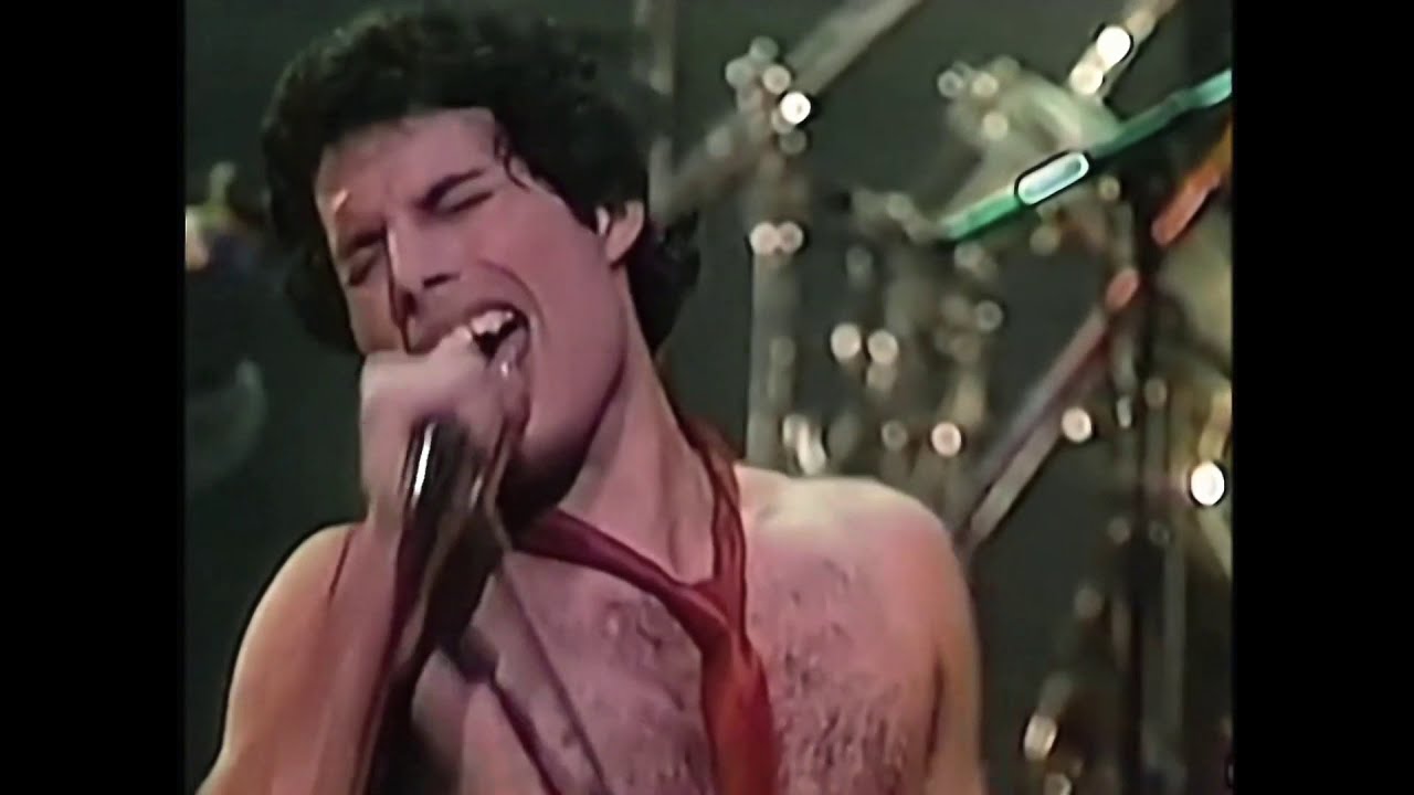 Queen - Save Me (Live in London: December 26, 1979) 50FPS
