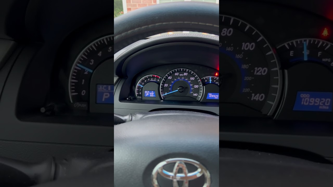 2013 Toyota Camry rev