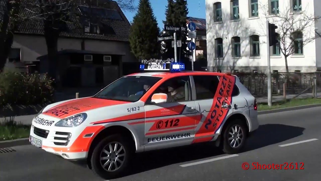 Alle 4 NEF aus Stuttgart (DRK/JUH/BF), BF mit Pressluft