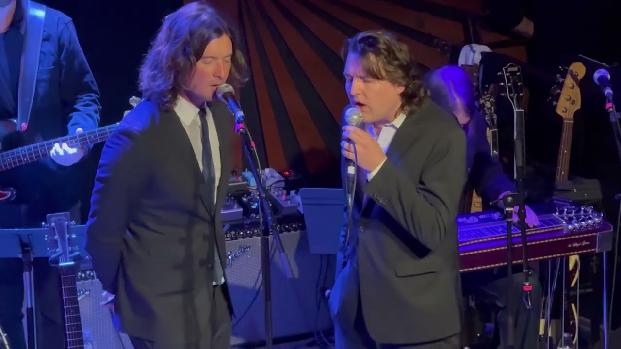 I'm With Her and Milk Carton Kids sing 'Harvest Moon' at AmericanaFest Neil Young tribute