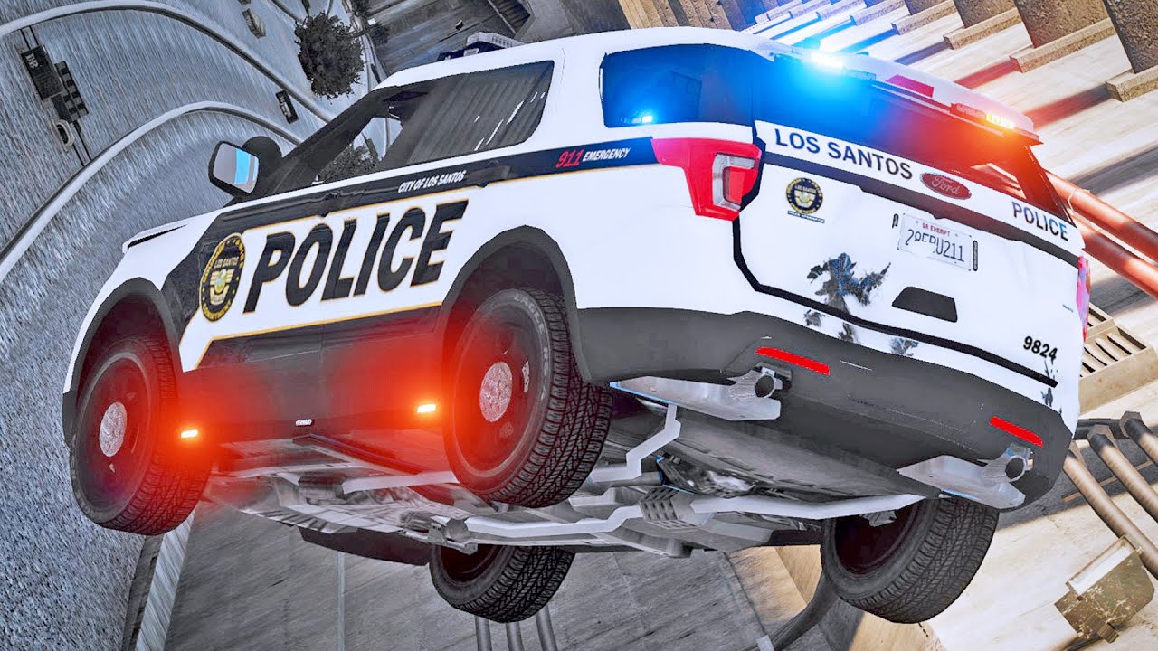 Horrible Crash On the Tracks During a Chase!