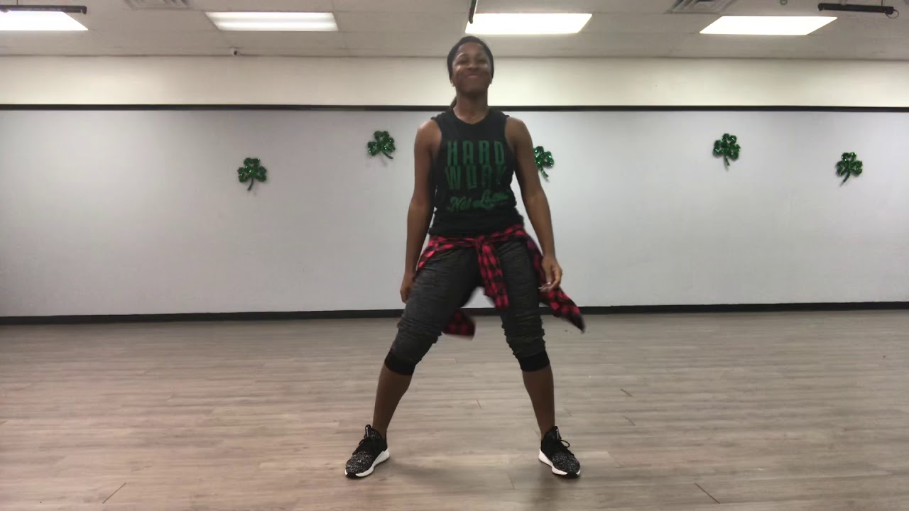 Eve-Tambourine MIXXEDFIT CHOREO
