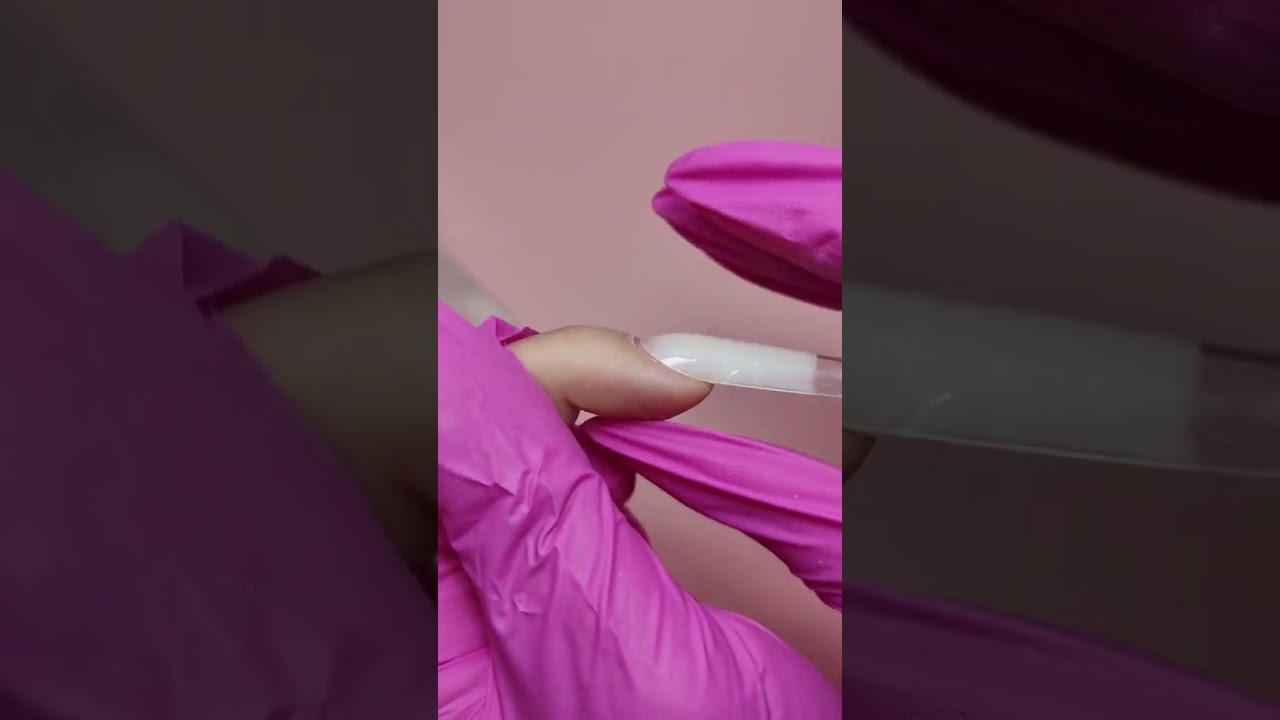 Jak przedłużać paznokcie na dual formach I nie zalewać sk&oacute;rek?