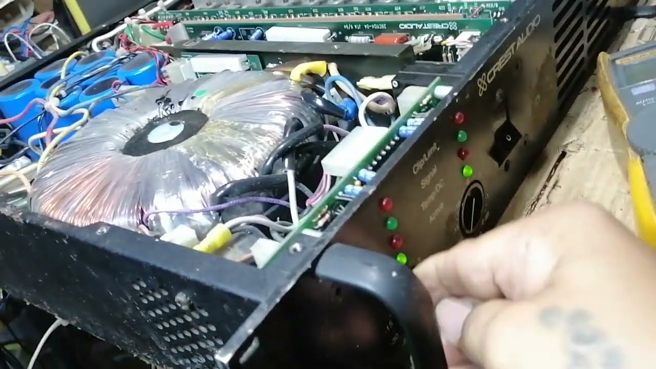 CREST AUDIO (ремонт усилителей мощности)