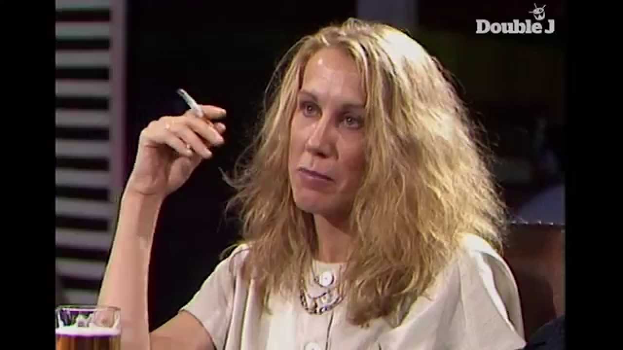 The Go-Betweens talk sexism with Andrew Denton (1988)