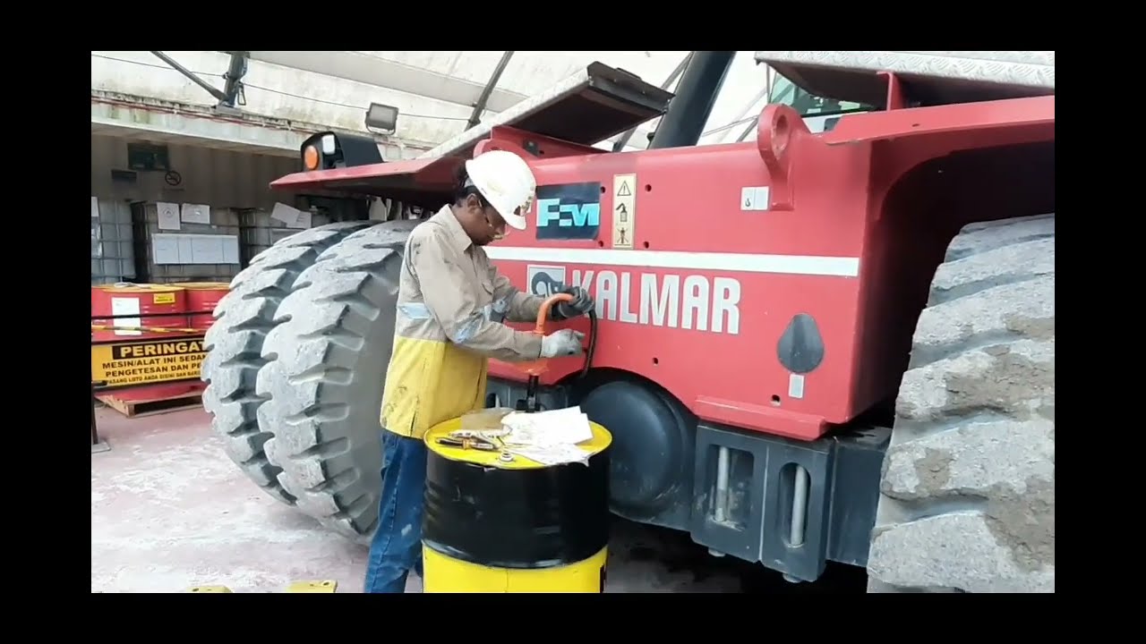 SERVICE PM 1000 UNIT KALMAR REACH STACKER