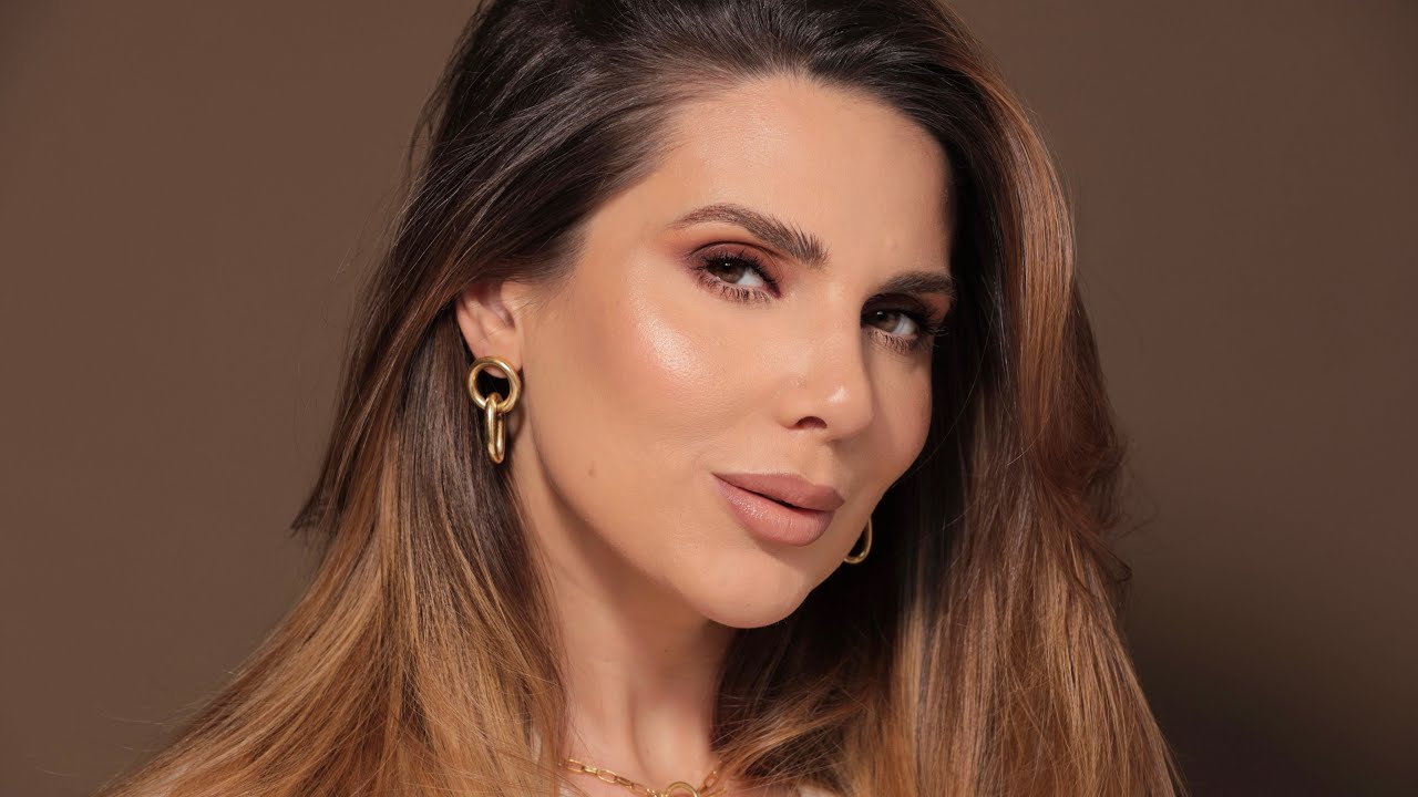 Smokey eye for light skin | ALI ANDREEA