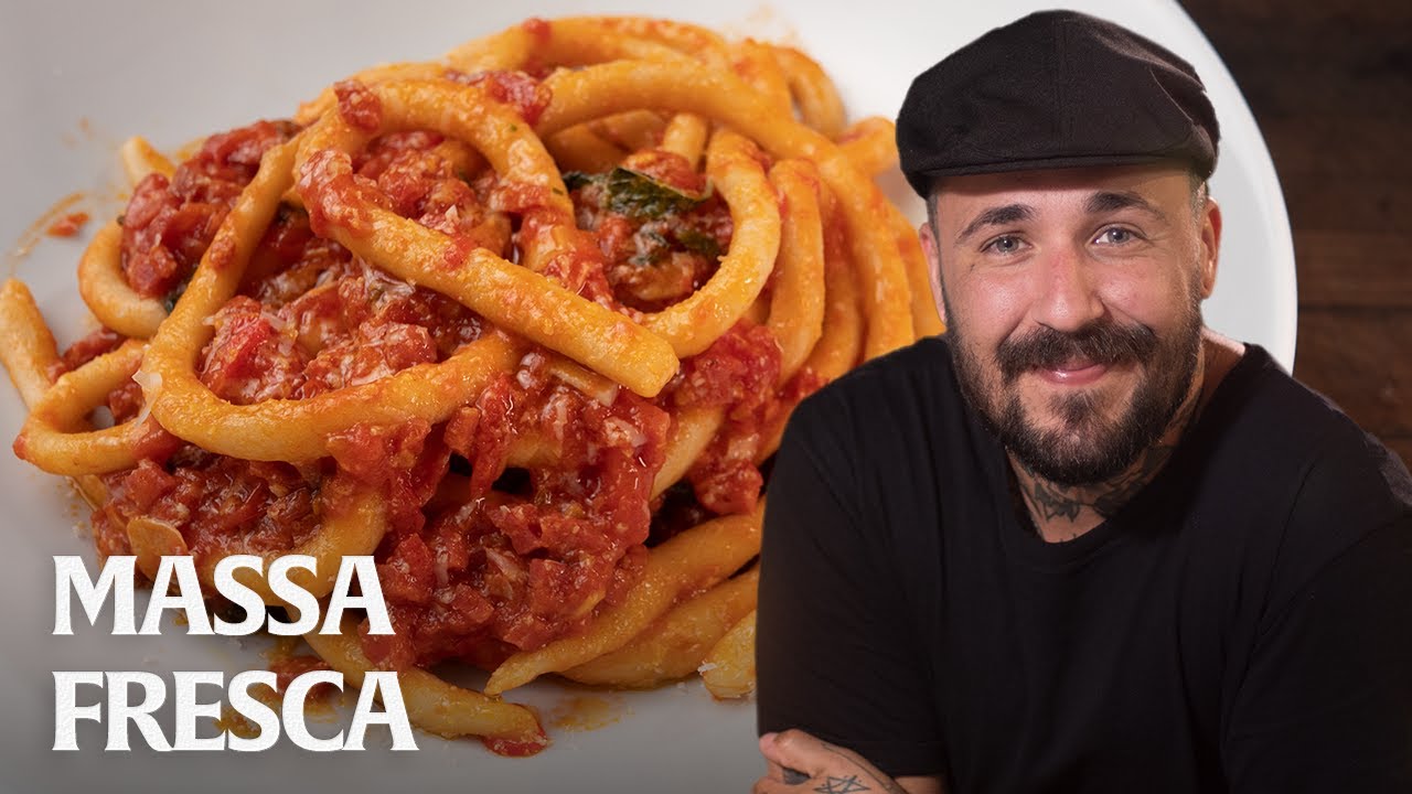 MASSA FÁCIL COM LINGUIÇA E MOLHO PICANTE!