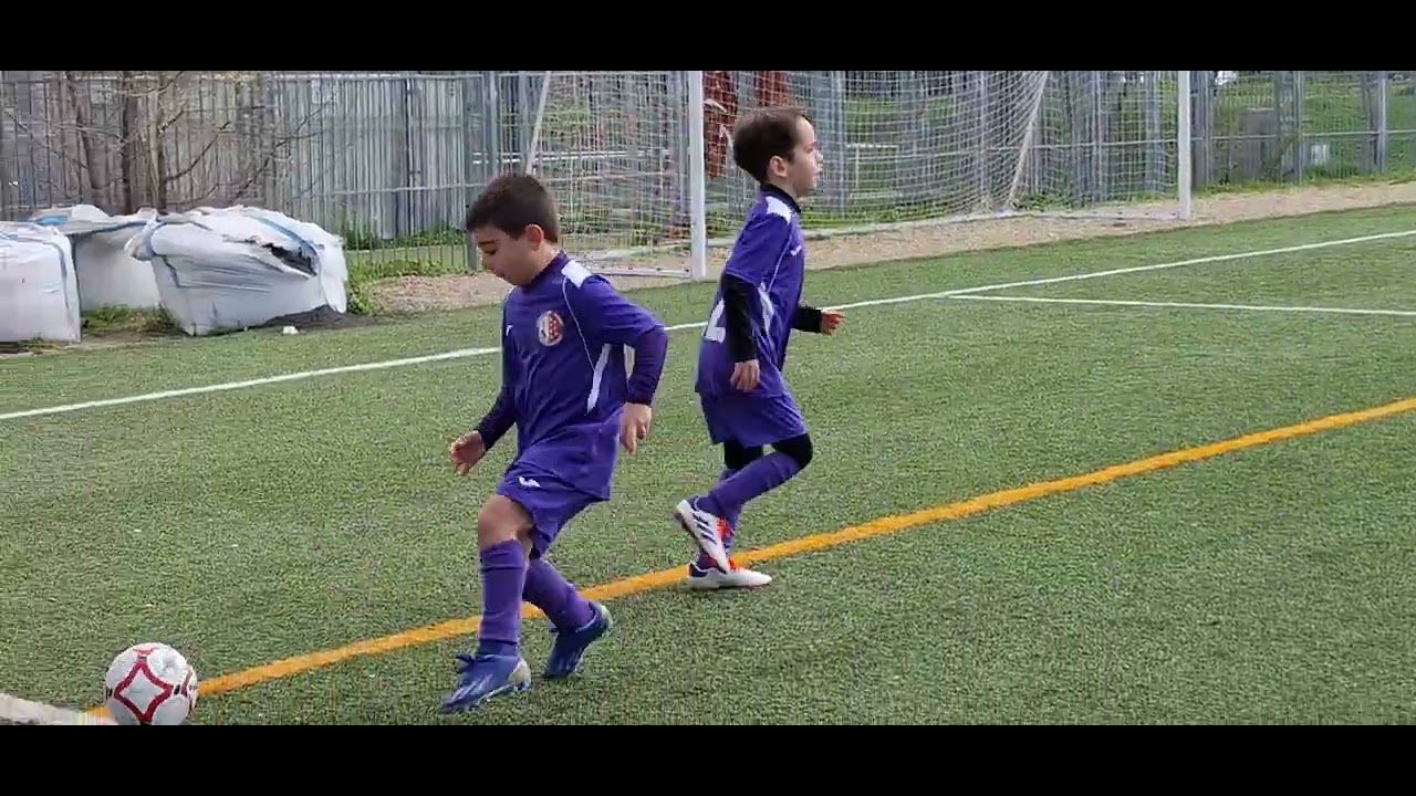 Escuela de fútbol de carabanchel 1 vs 1 escuela de fútbol de carabanchel  1 parte