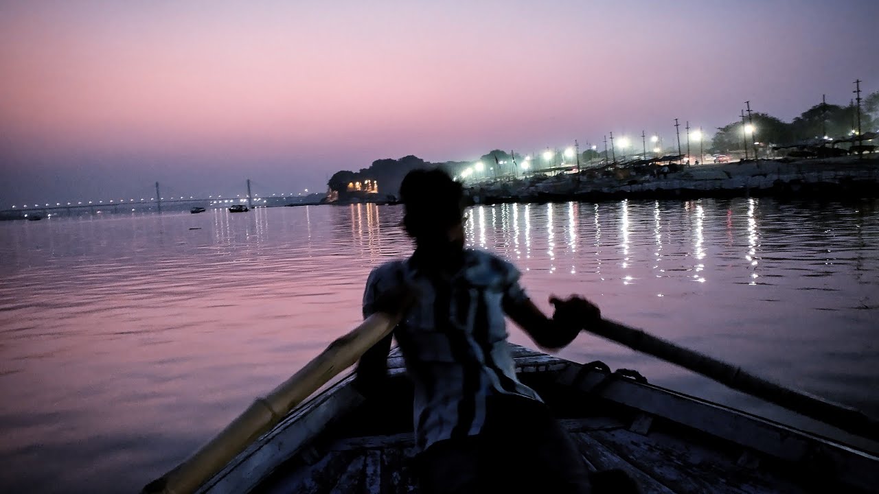 River And Boat Ride in ganga || With Relaxing music || Calming music 🎵🎶