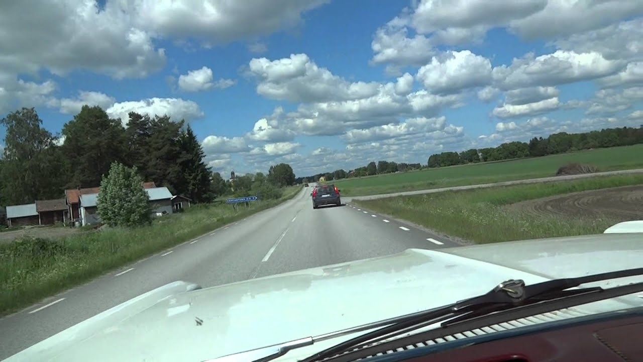 Pontiac Catalina 2+2 1966  Driving  down  Haraker Country Road (Sweden)