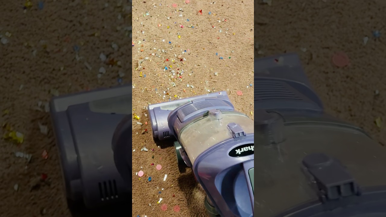 ASMR | Guess Who’s Bizzack