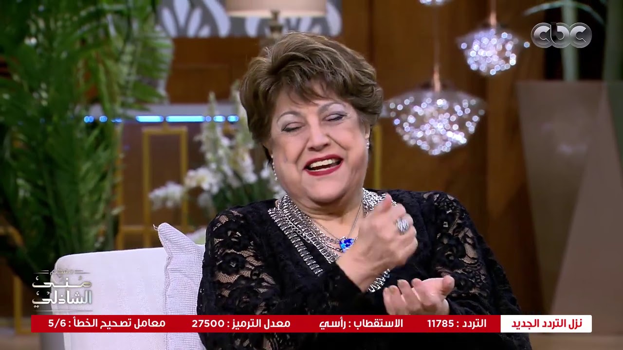 ايناس جوهر قلدت عبد الحليم حافظ وهو بيغيظها ع المسرح