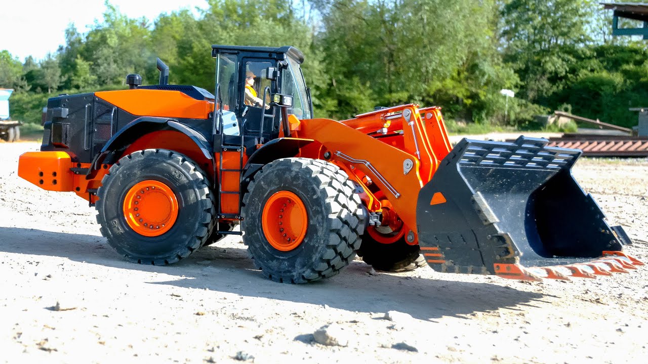 RC HYDRAULIC MACHINES, RC DUMP TRUCK, RC WHEEL LOADER, RC TRACK LOADER, RC CONSTRUCTION ZONE!!