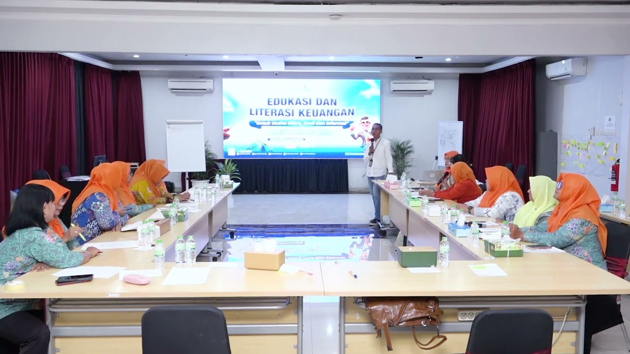 BACTH III - D1 MEMBANDINGKAN PILIHNA PEMBIAYAAN || KHUSNUL KHIDAD