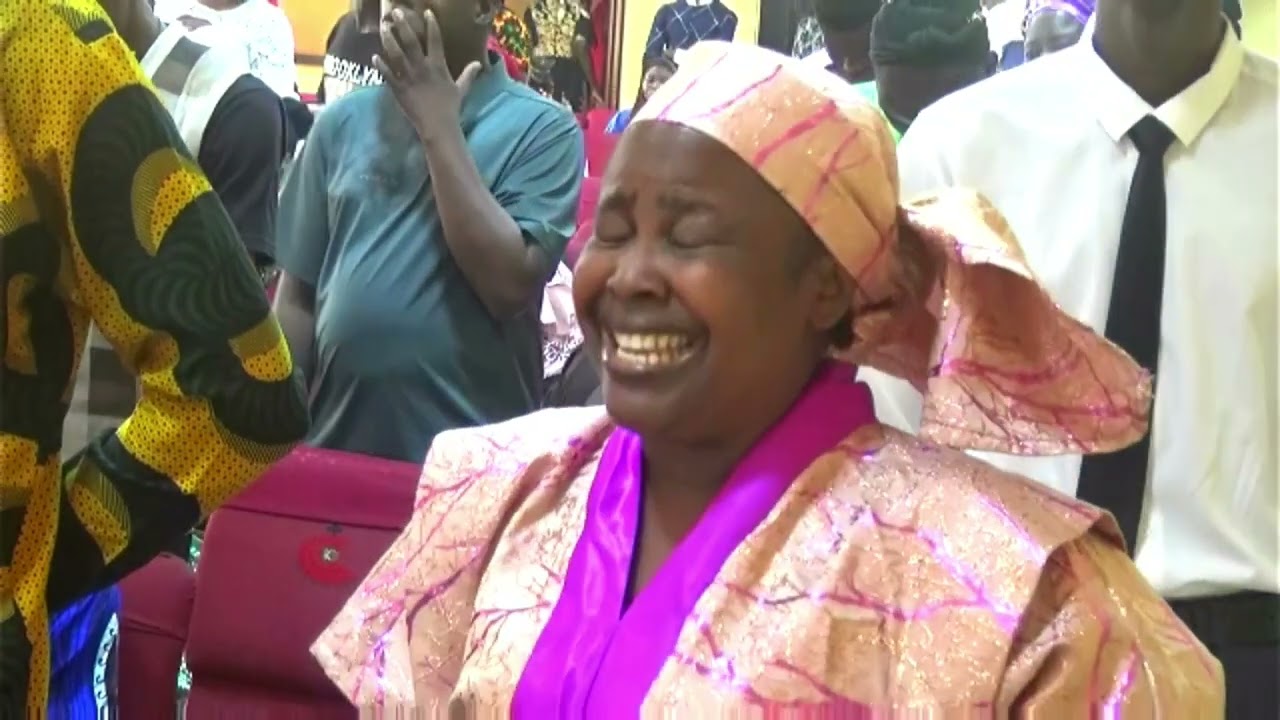 МОЛИТВА II. РАННЕЕ УДОВЛЕТВОРЕНИЕ В БРАКЕ И РОДЕНИЕ РЕБЕНКА. ПАСТОР (Г-ЖА) ТОЛУ АВЕ