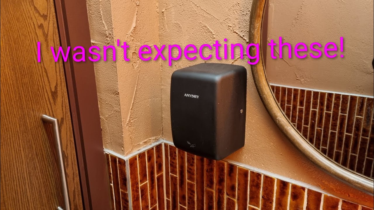 AIKE AK2803Ds (AnyDrys) at Zizzi in Cotswolds Designer Outlet, Tewkesbury 