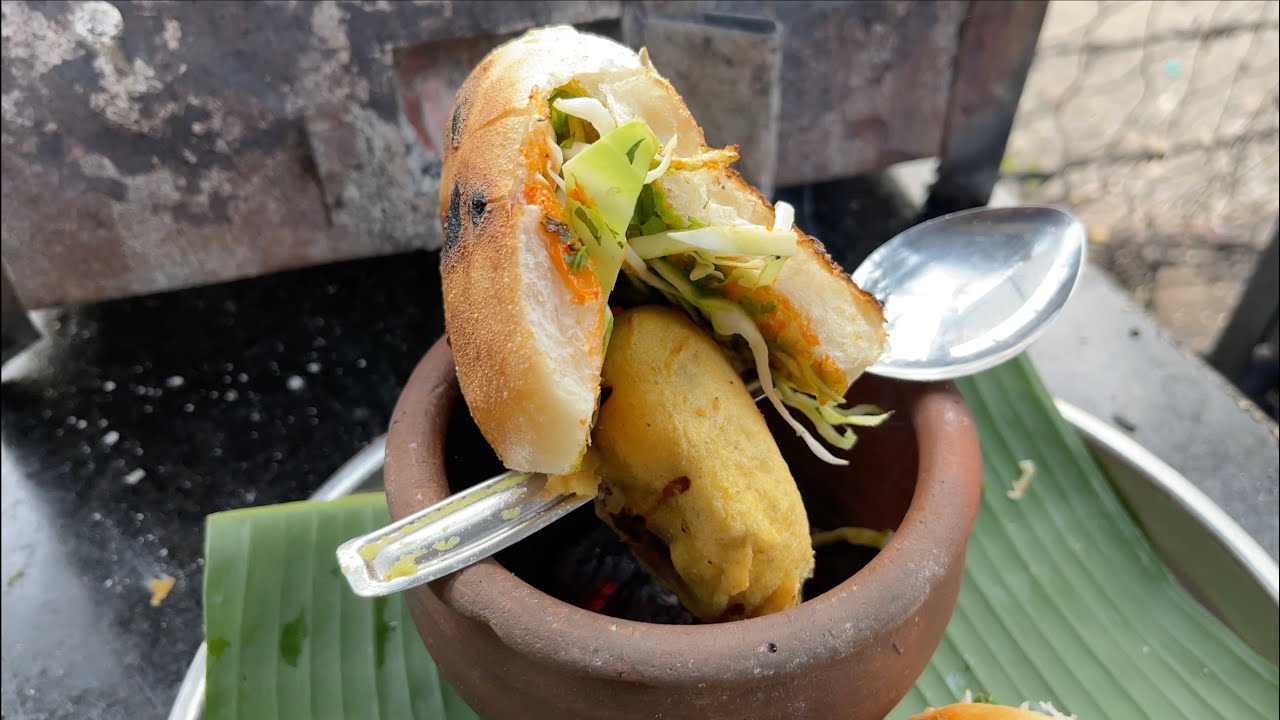 Barbeque Vadapav in a Jungle | Junglee Vadapav | Indian Street Food