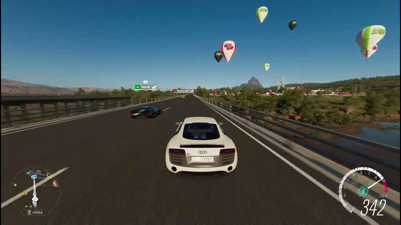 2500HP Twin Turbo Audi R8 V10 Cuts up Traffic (560KMH) | Forza Horizon 3 Dev Build