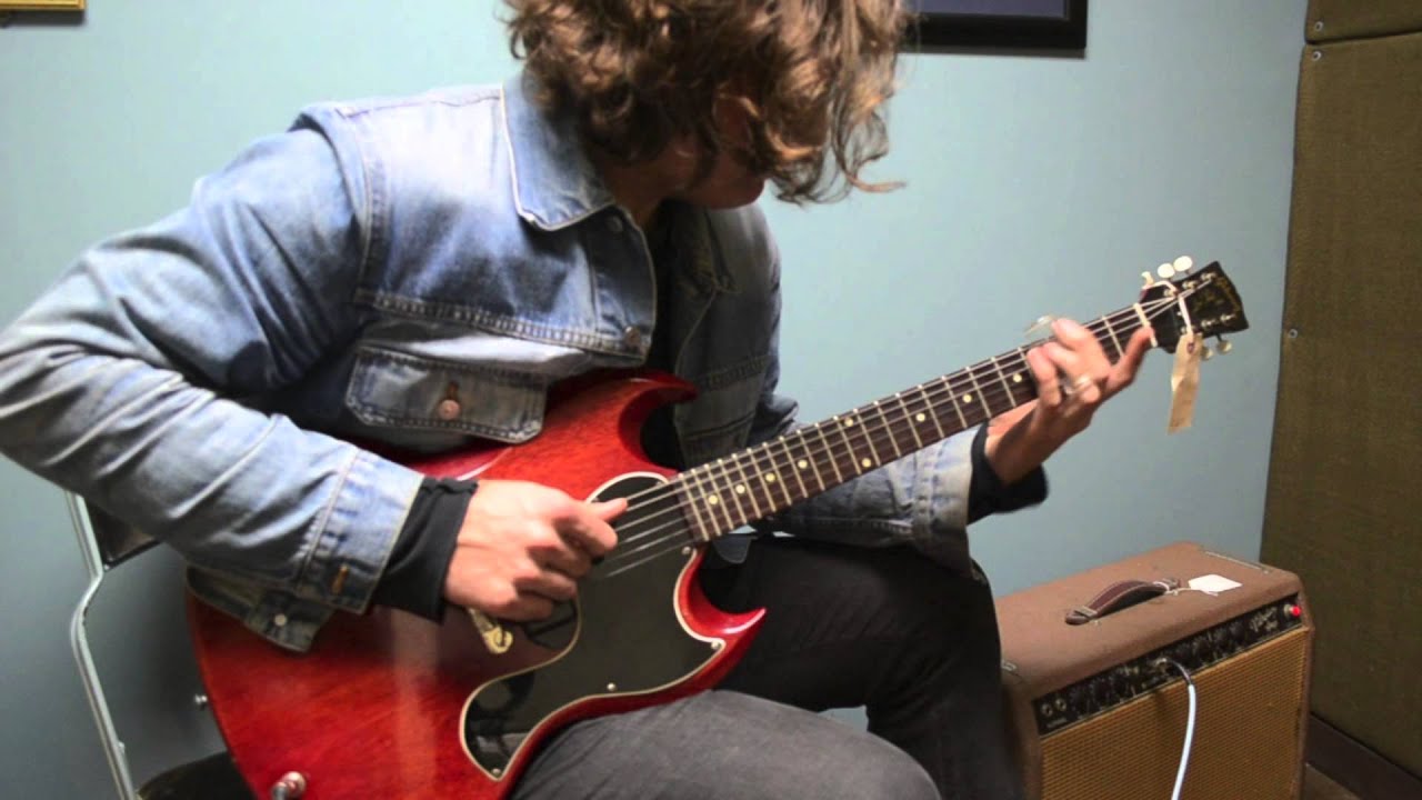 1961 Gibson SG Jr and Fender Vibrolux played by J.D. Simo