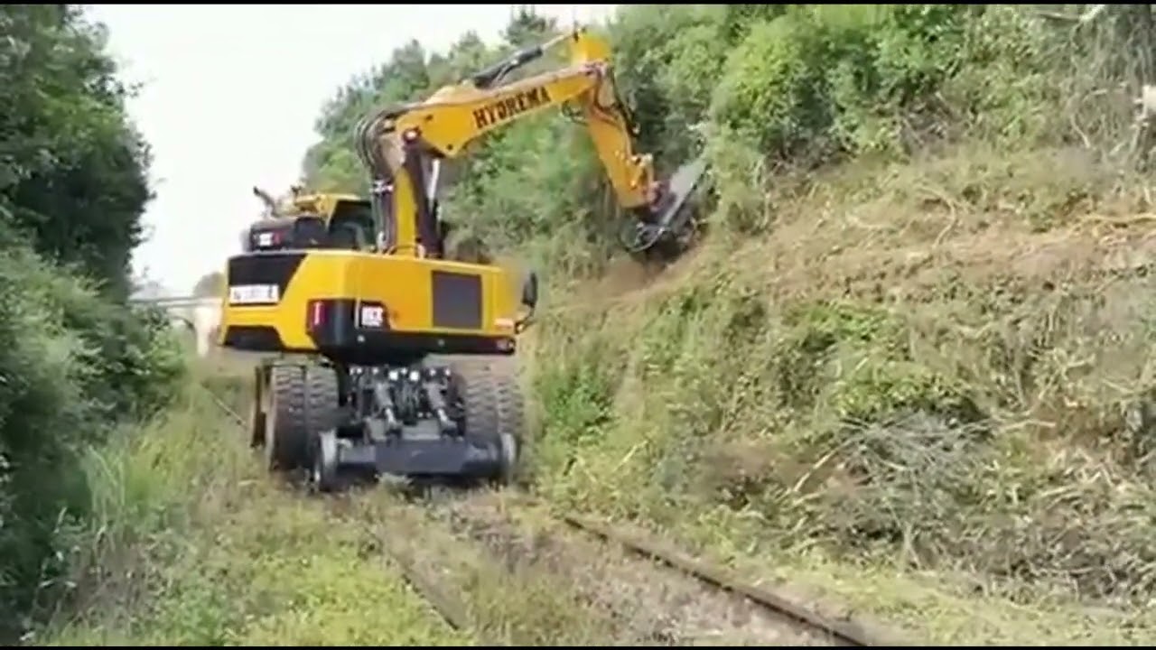 Hydrema MX16 - mit Mulcher in Nordspanien