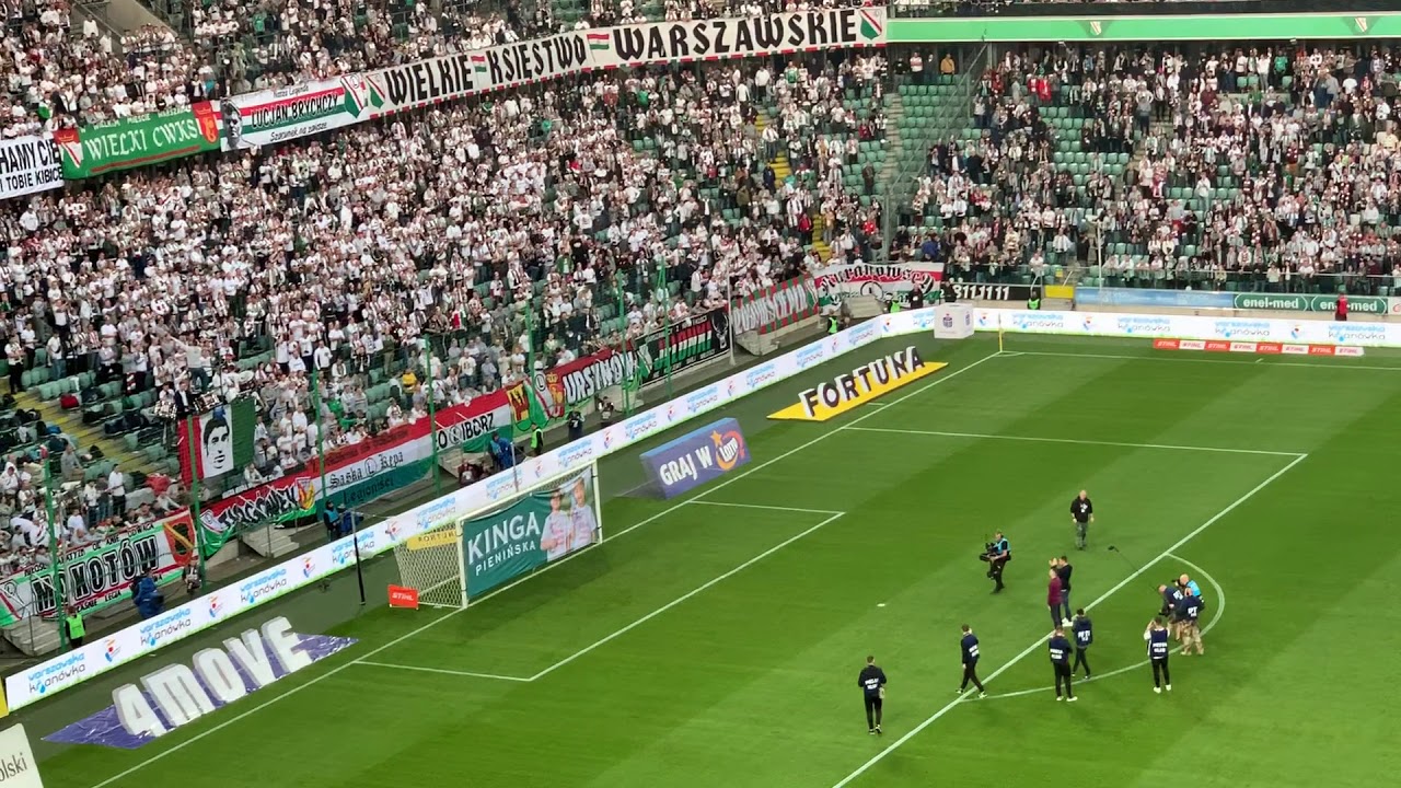 Legia Warszawa - Lech Poznań. Miro Radović i Michał Kucharczyk żegnają się z kibicami