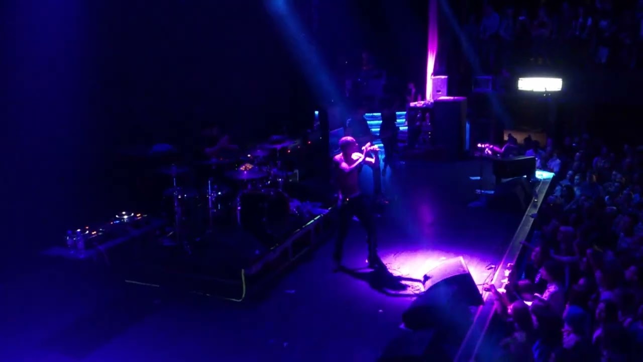 Tricky - My Palestine Girl (Moscow, Известия Hall)