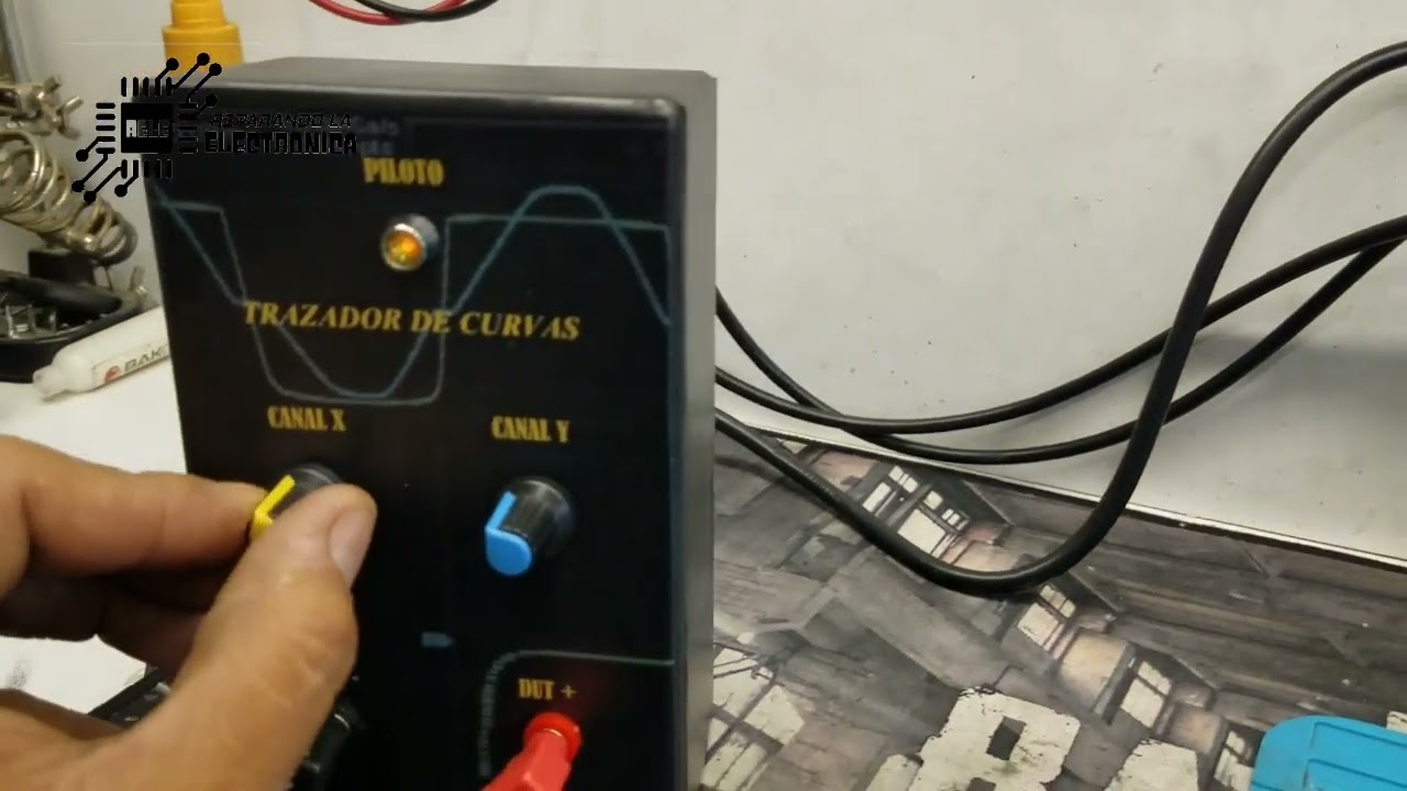 Ajuste y calibración del trazador de curvas.
