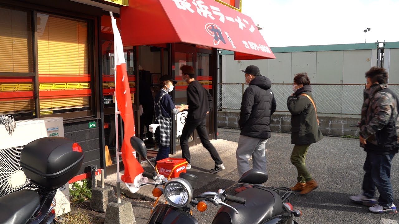 福岡）開店前から大行列！長浜ラーメン屋の仕込みから怒涛の注文ラッシュに密着！Ramen｜Japanese Street Food