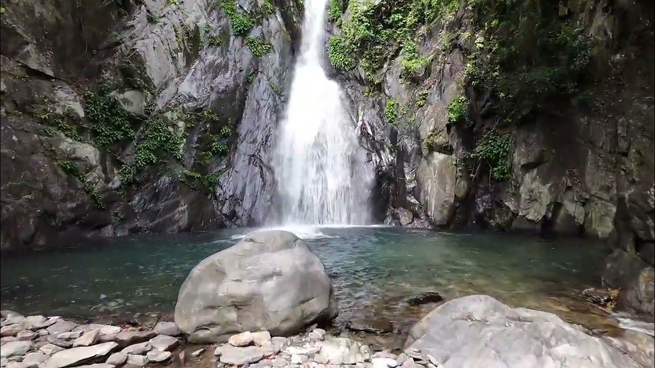 Sibuyan -- Busay Falls - Heute mit der Drohne