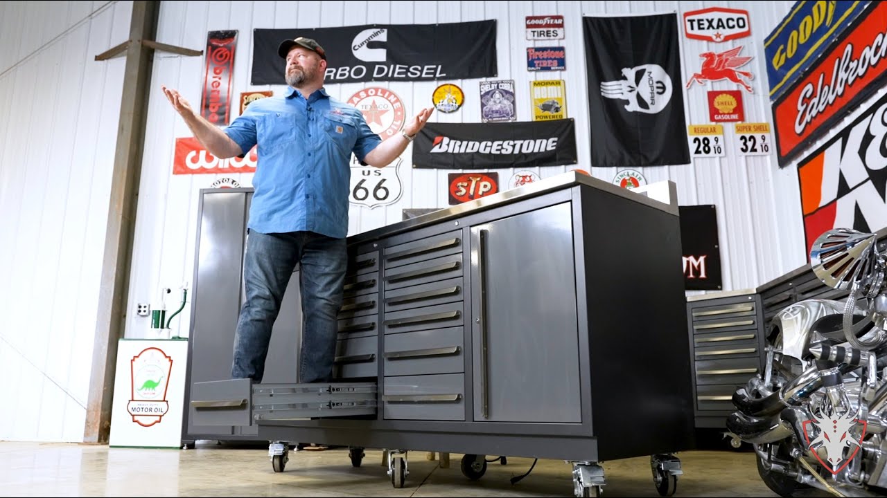 NEW 12 Drawer Heavy Duty Garage Workbench with Swappable Drawers