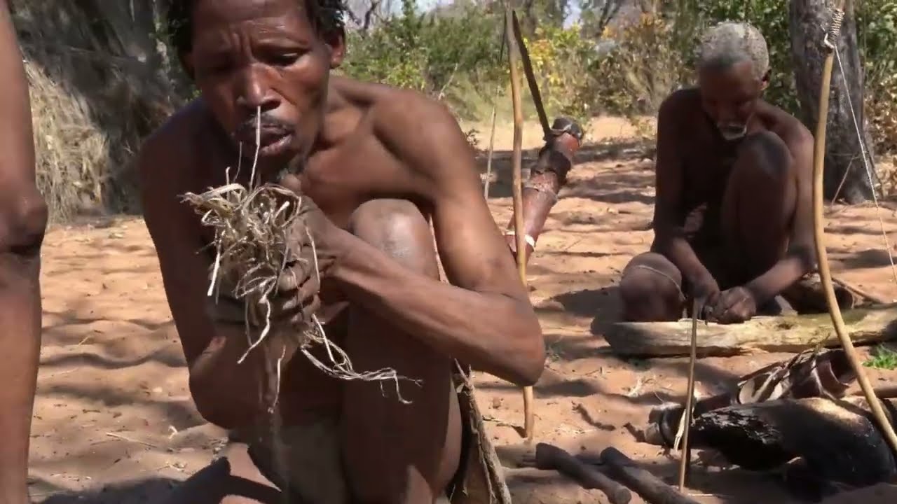 Namibie Rencontre avec une Tribu San, le 17 Juillet 2022