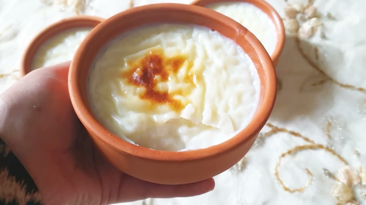 رز بحليب 🍨🍧طريقة سريعة خلال نصف ساعة وطريقة الرز بحليب التركي. #رز_بلبن #رز_بحليب