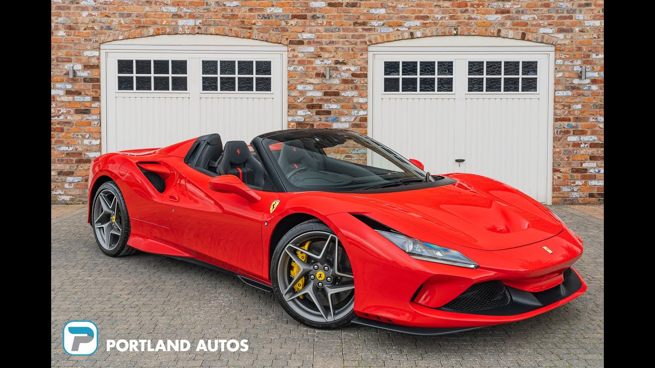 2022/22 FERRARI F8 SPIDER F1 DCT IN ROSSO CORSA WITH NERO CARBON FIBRE RACING SEATS