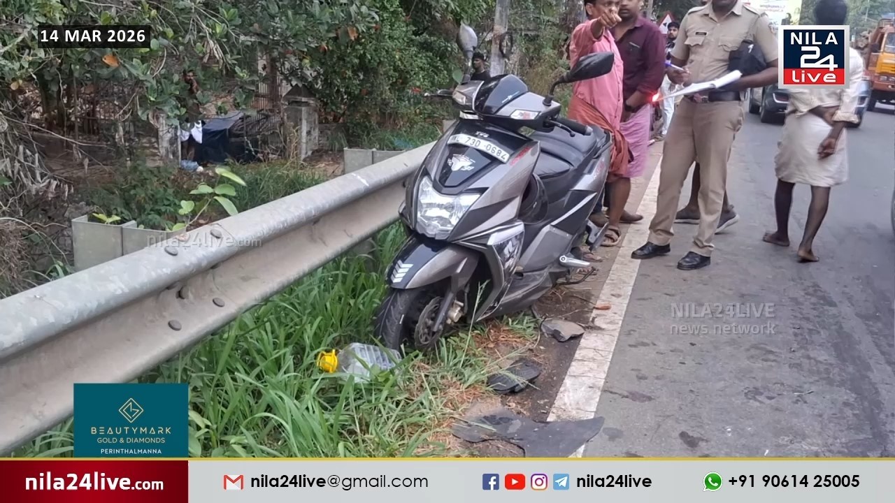Водитель скутера получил серьезные травмы в результате столкновения грузовика с мотоциклом на дор...