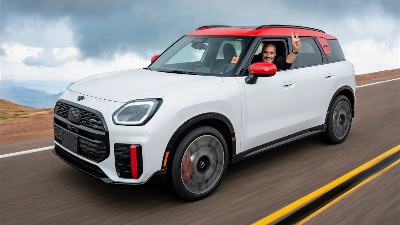Первый тест-драйв Mini Countryman JCW ALL4 2027 года мощностью 300 л.с.