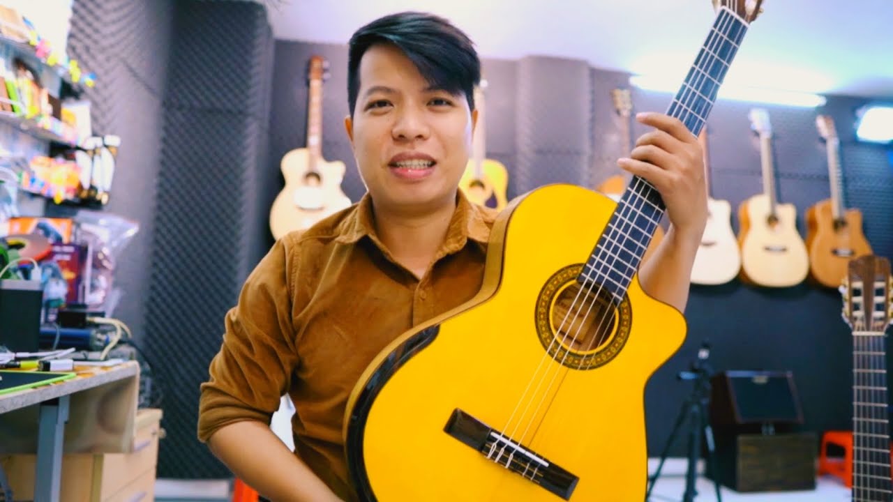 Chọn đàn có eq sẵn luôn hay là lắp sau