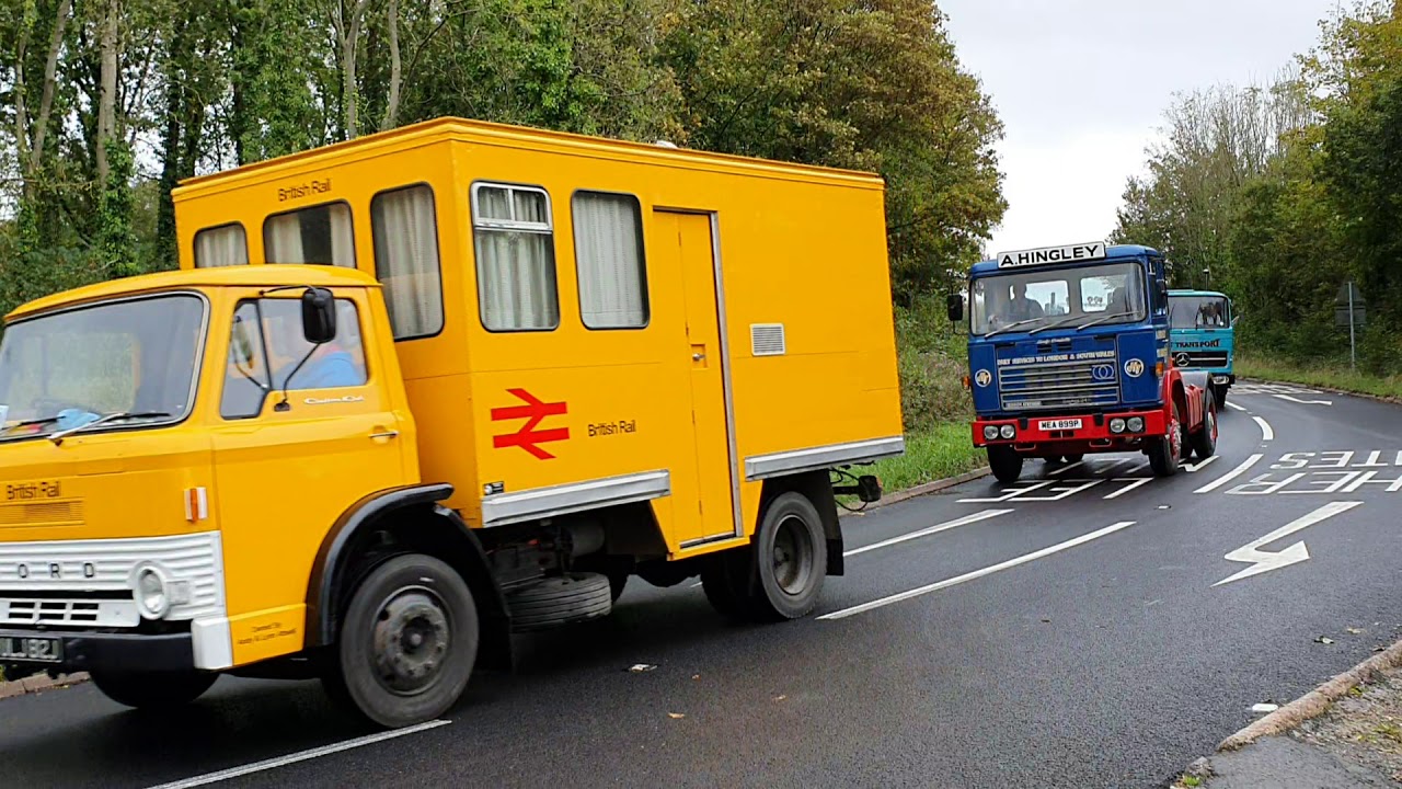 S&D Vintage Truck Road Run arriving at Lee Mill ft loud Dutch 1962 built trucks 12-10-19 (HD)