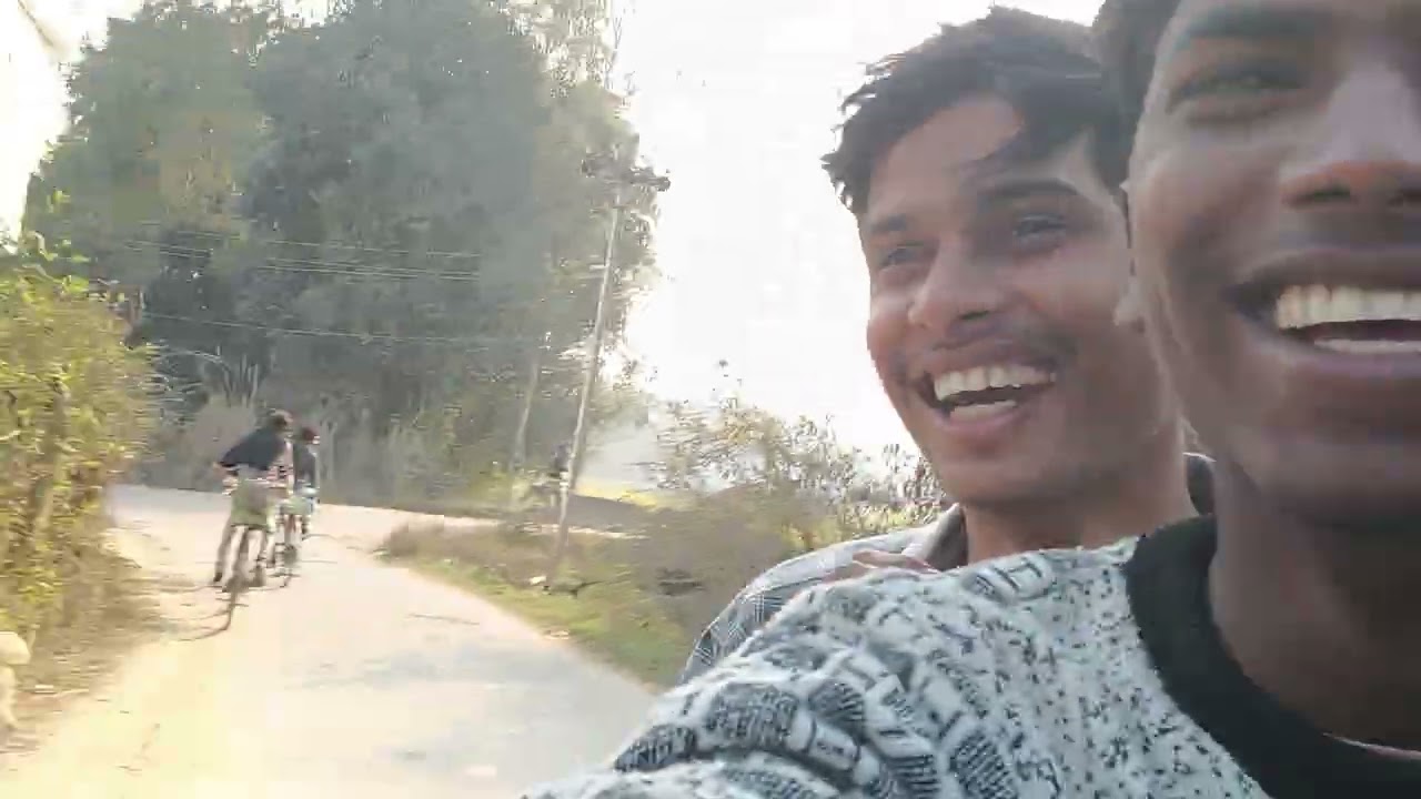 Guy's last me mobile gir gaya 🤣🤣