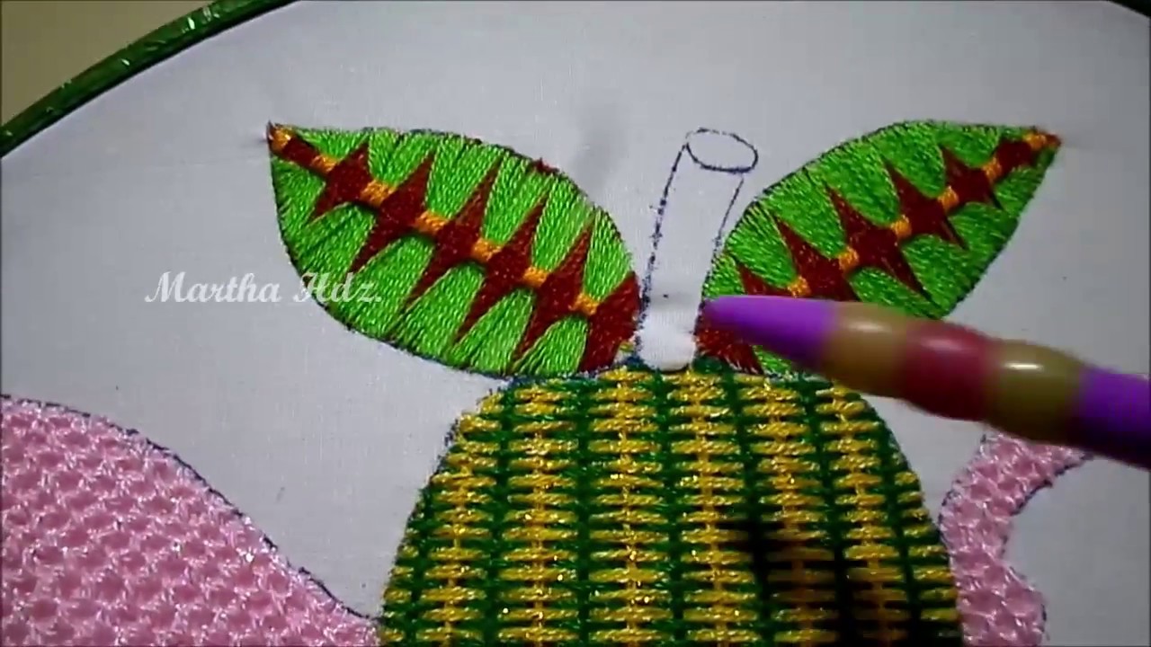 Bordado Fantasía Hojas 🌱Tetera Pera